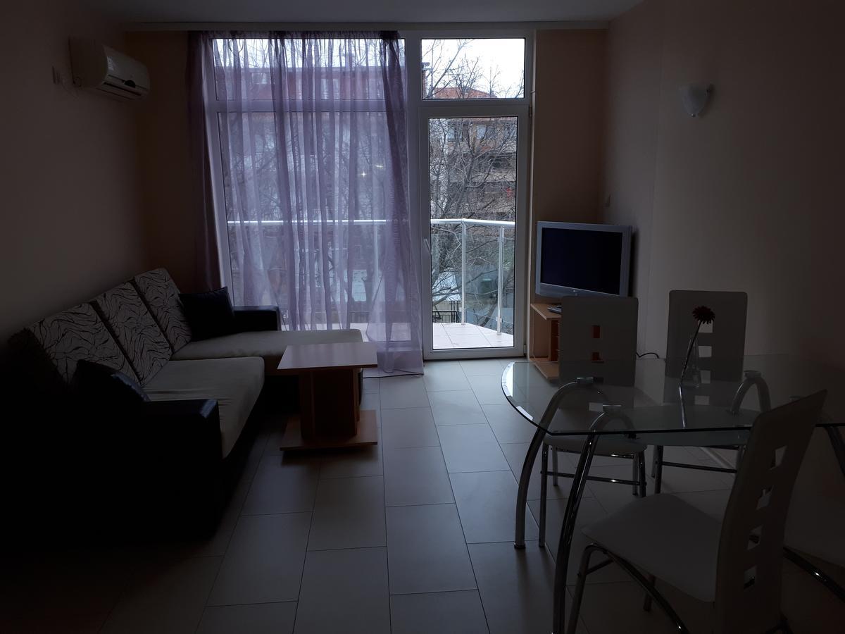 Apart Hotel Ravda Luaran gambar